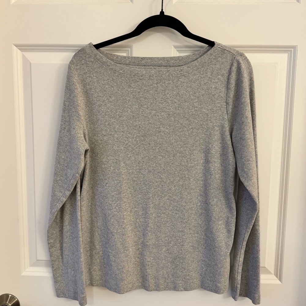 GAP Heather Gray Long Sleeve Shirt